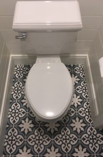 Classic look bathroom toilet